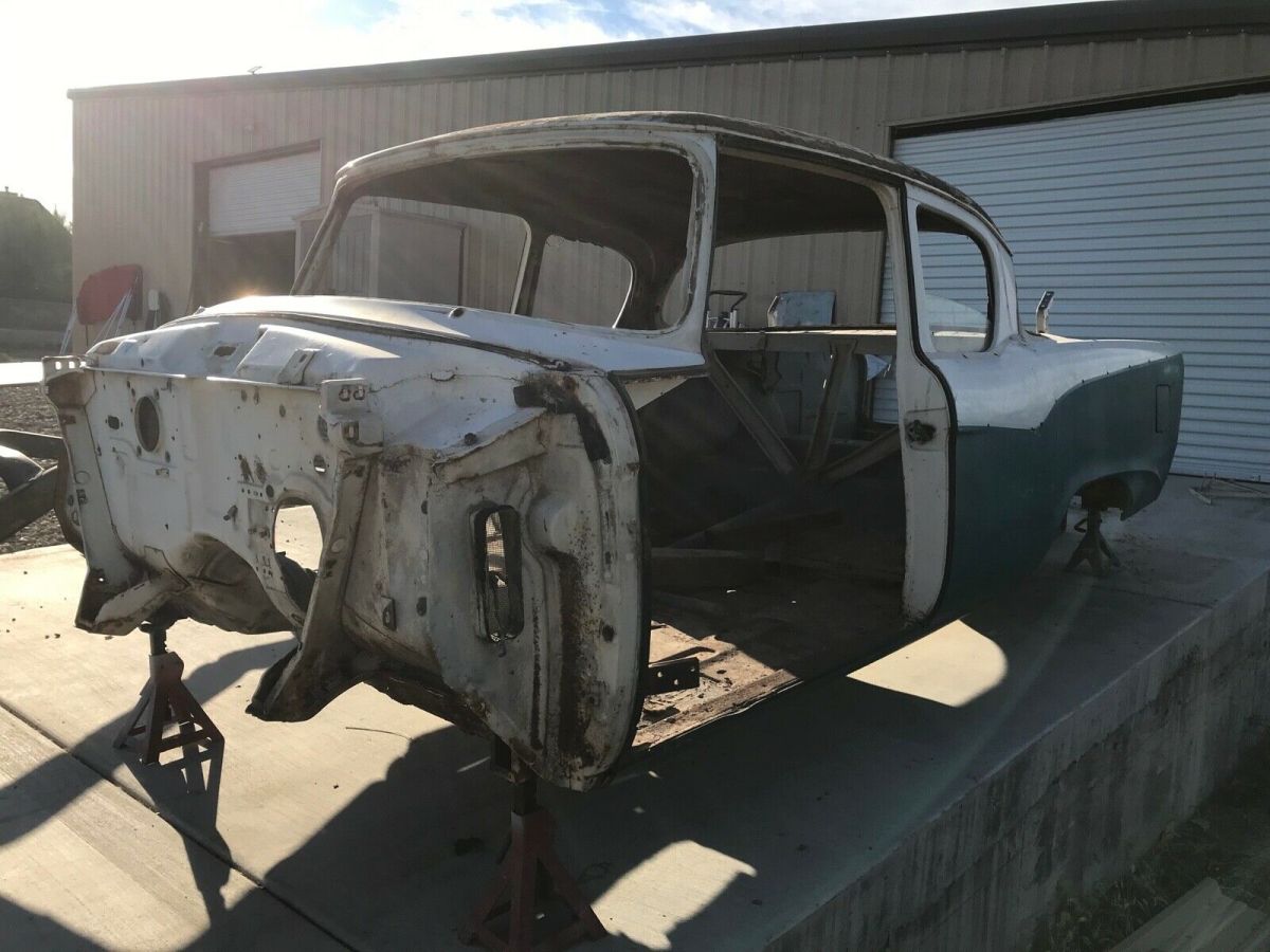 1956 Studebaker Commander - photo 2
