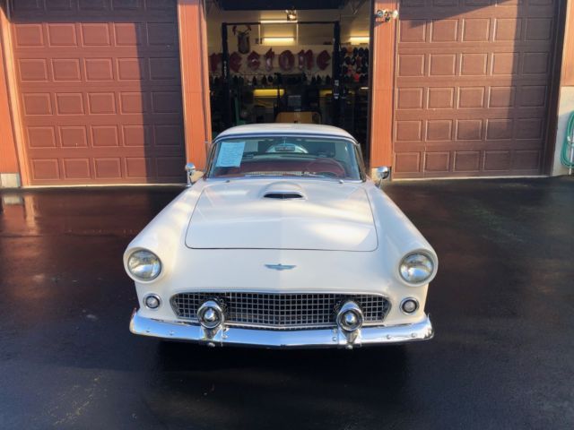 1956 Ford Thunderbird - photo 3