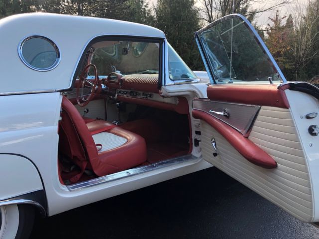 1956 Ford Thunderbird - photo 9