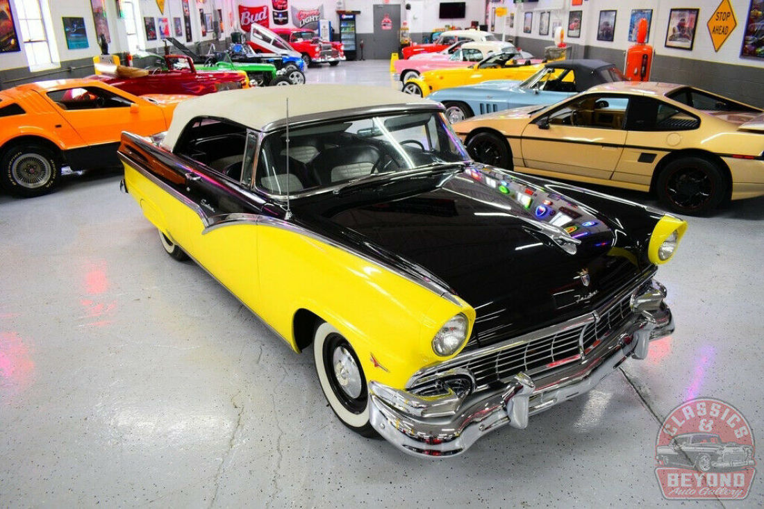 1956 Ford Fairlane - photo 3