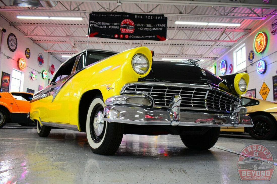 1956 Ford Fairlane - photo 4