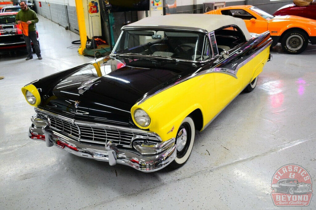 1956 Ford Fairlane - photo 8