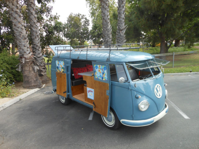 1956 Volkswagen Bus/Vanagon Wolfsburg Double Door Panel Bus Transport Split - photo 3