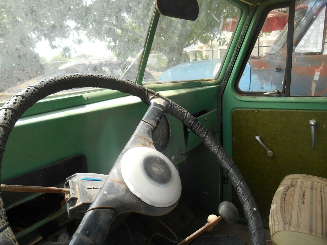 1956 Willys - photo 12