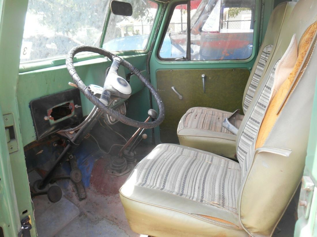 1956 Willys - photo 3