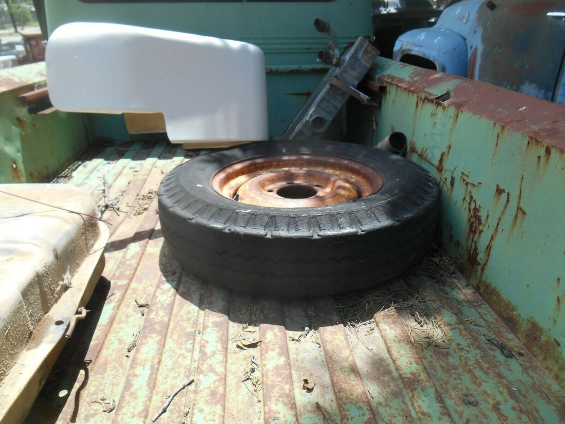 1956 Willys - photo 4