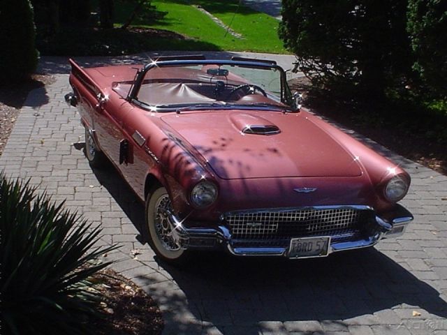 1957 Ford Thunderbird - photo 3