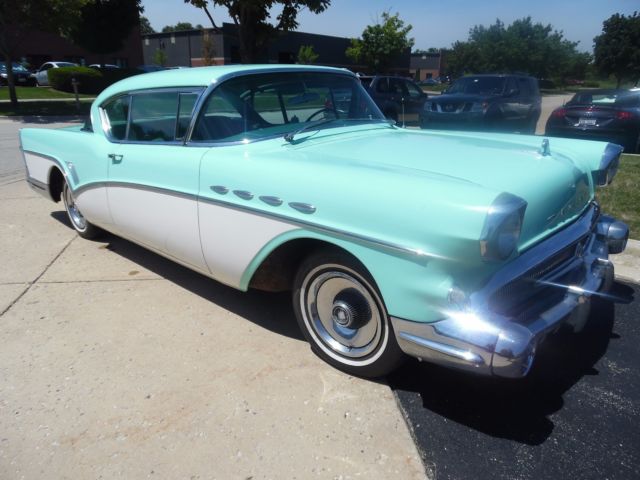 1957 Buick Roadmaster - photo 2