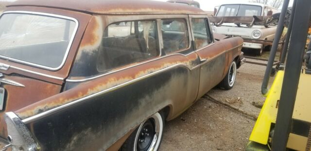 1957 Studebaker - photo 4