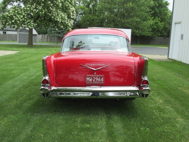 1957 Chevrolet Bel Air/150/210 - photo 4
