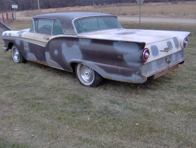1957 Ford Fairlane 500 SKYLINER RETRACTABLE - photo 3