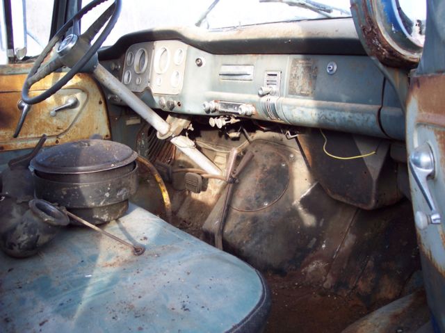 1957 GMC 370 coe low cab forward - photo 4