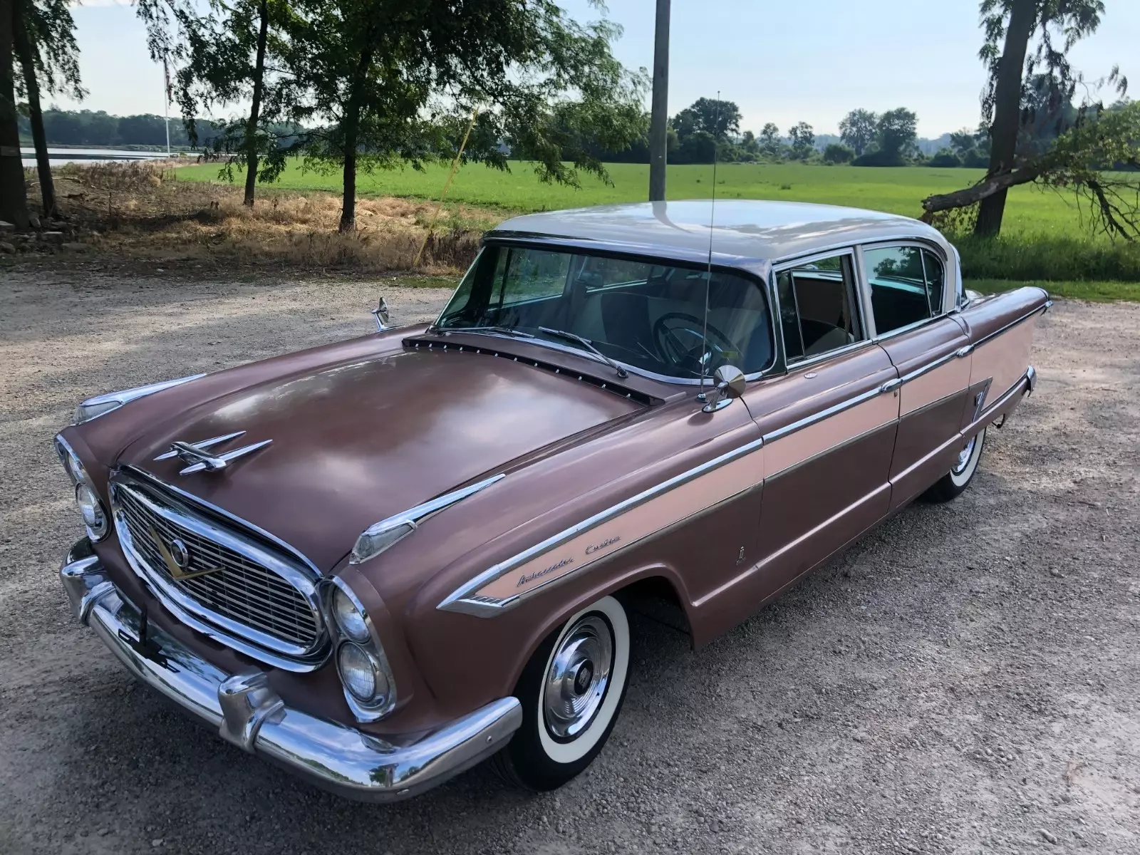 1957 Nash Ambassador - photo 2