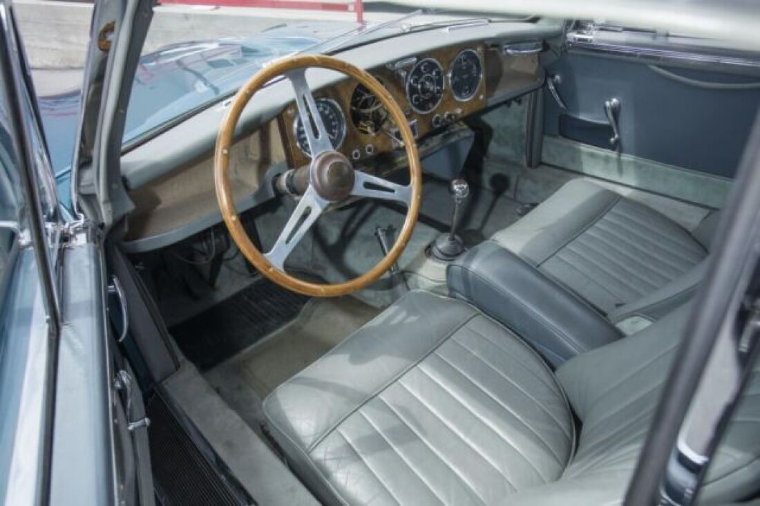 1957 Aston Martin DB2/4 - photo 6