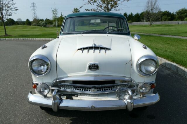 1957 Austin A105 BARN FIND up for auction 1959 Austin A105 4DSD