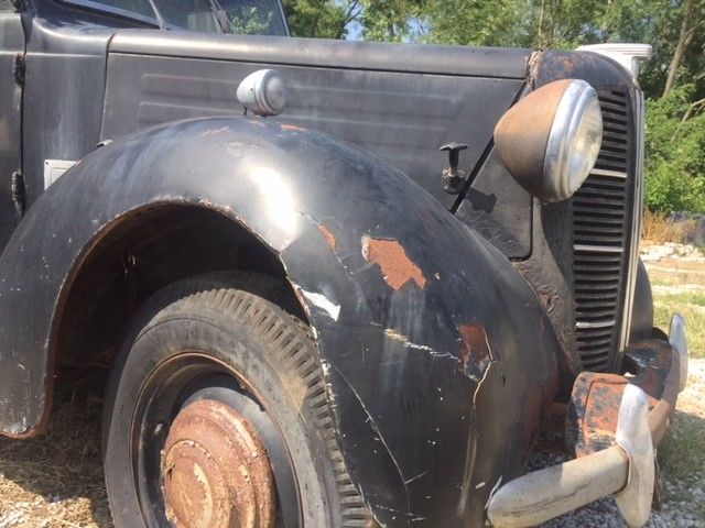 1957 Austin FX3 - photo 11