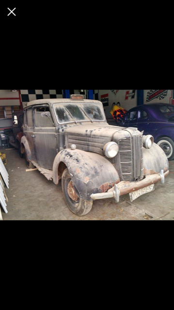 1957 Austin FX3 - photo 3