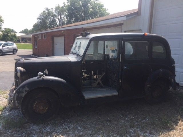 1957 Austin FX3 - photo 6