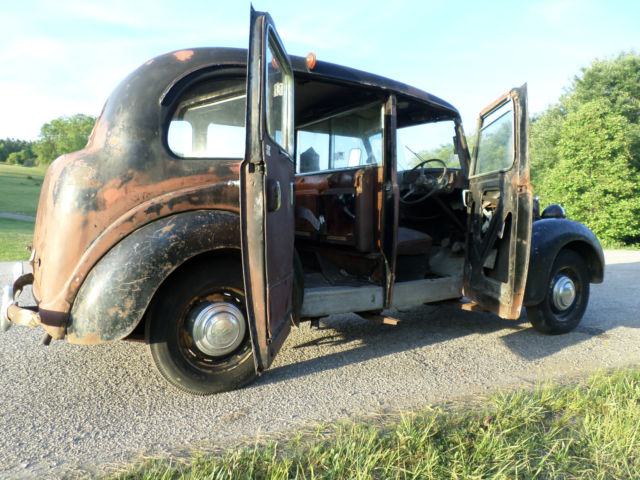 1957 AUSTIN FX3 LONDON TAXI CAB PARTS PROJECT BARN FIND GASSER RAT ROD CHEVY JDM 1957 Austin RARE 1957 LONDON CAB $1.00 START PRICE NO RESERVE FX3 DIESEL