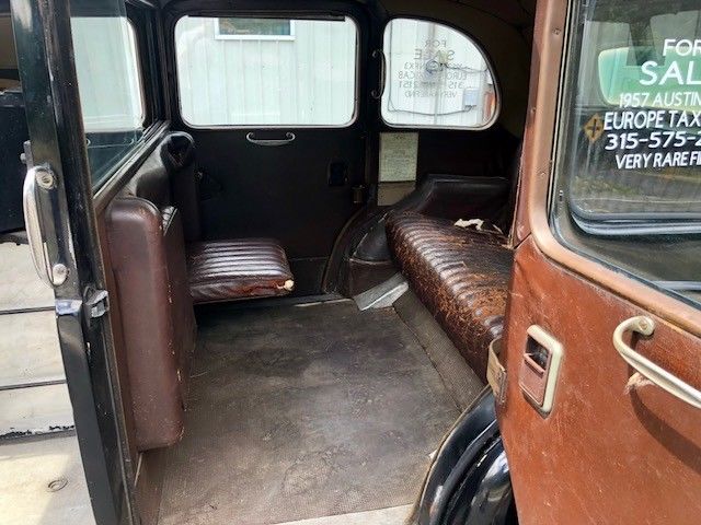 1957 Austin FX3 - photo 6