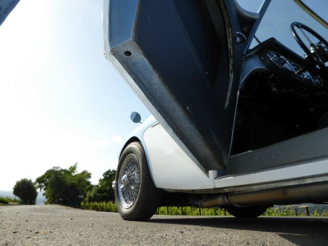 1957 Austin Healey 100-6 - photo 11