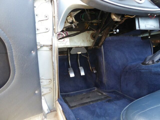 1957 Austin Healey 100-6 - photo 9