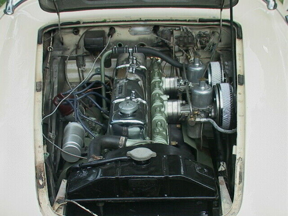 1957 Austin Healey 100-6 - photo 9