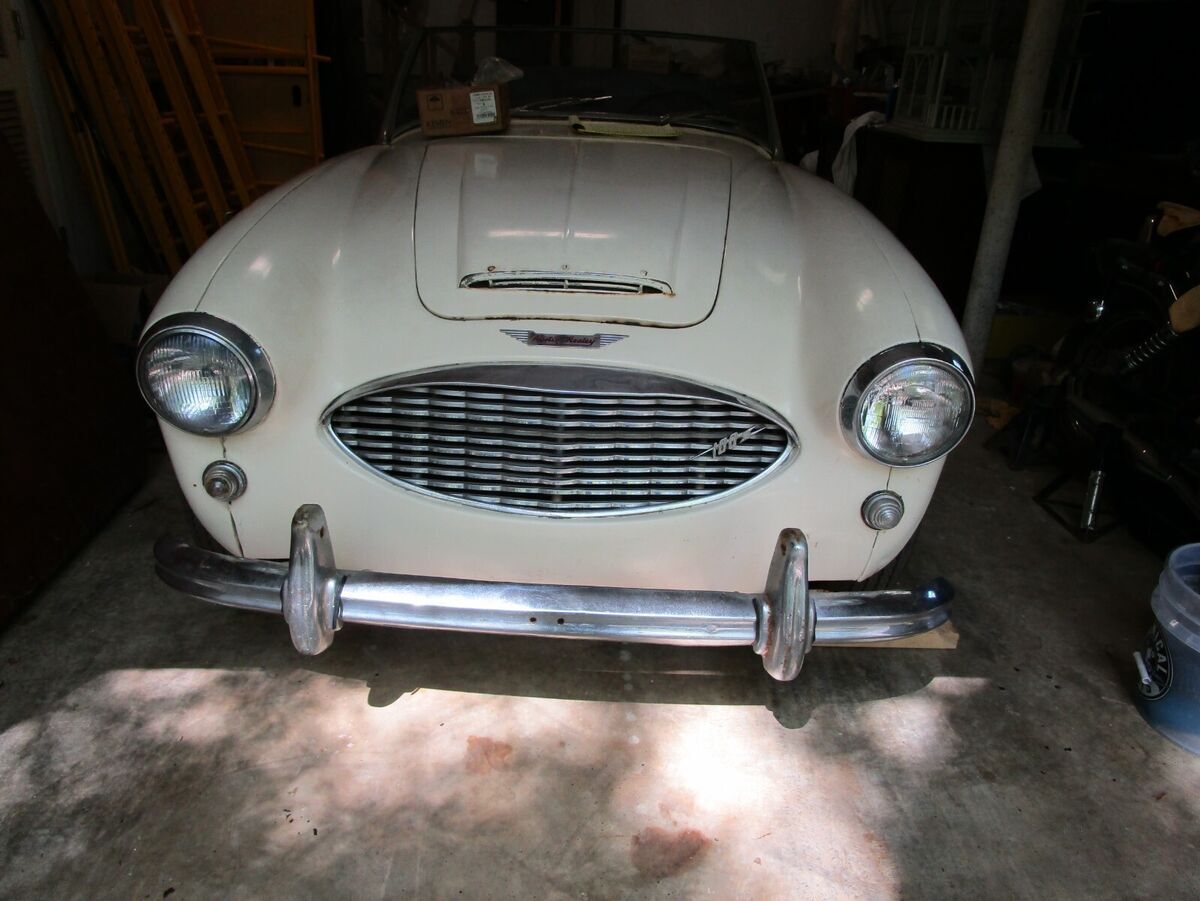 1957 Austin Healey 100-6 - photo 3