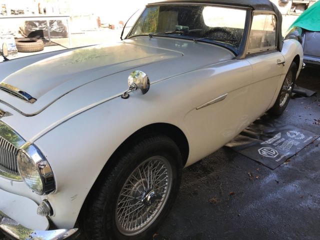 1957 Austin Healey 100.6 black