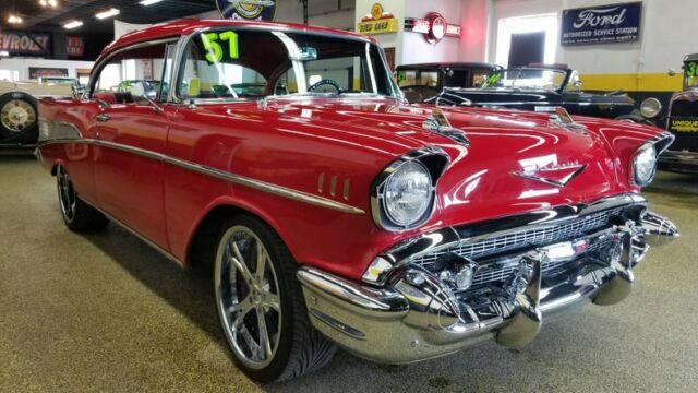 1957 Chevrolet Belair 2dr Hardtop - photo 3