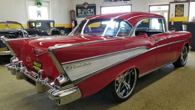 1957 Chevrolet Belair 2dr Hardtop - photo 4