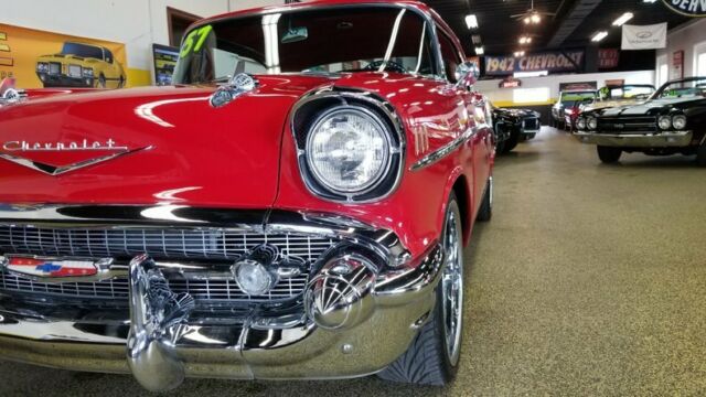 1957 Chevrolet Belair 2dr Hardtop - photo 9