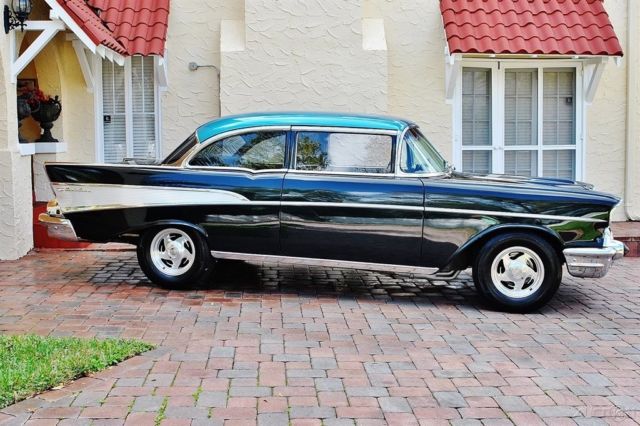 1957 Chevrolet Bel Air/150/210 Stunning Restoration Vintage Air - photo 11