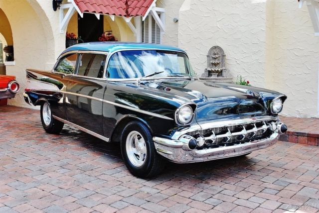1957 Chevrolet Bel Air/150/210 Stunning Restoration Vintage Air - photo 2