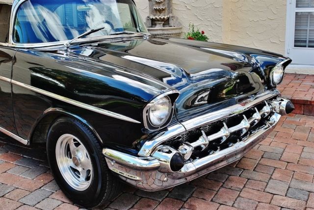 1957 Chevrolet Bel Air/150/210 Stunning Restoration Vintage Air - photo 8