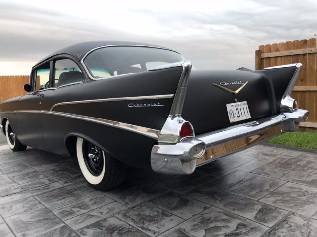 1957 Chevrolet Bel Air/150/210 Original 2 door - photo 3