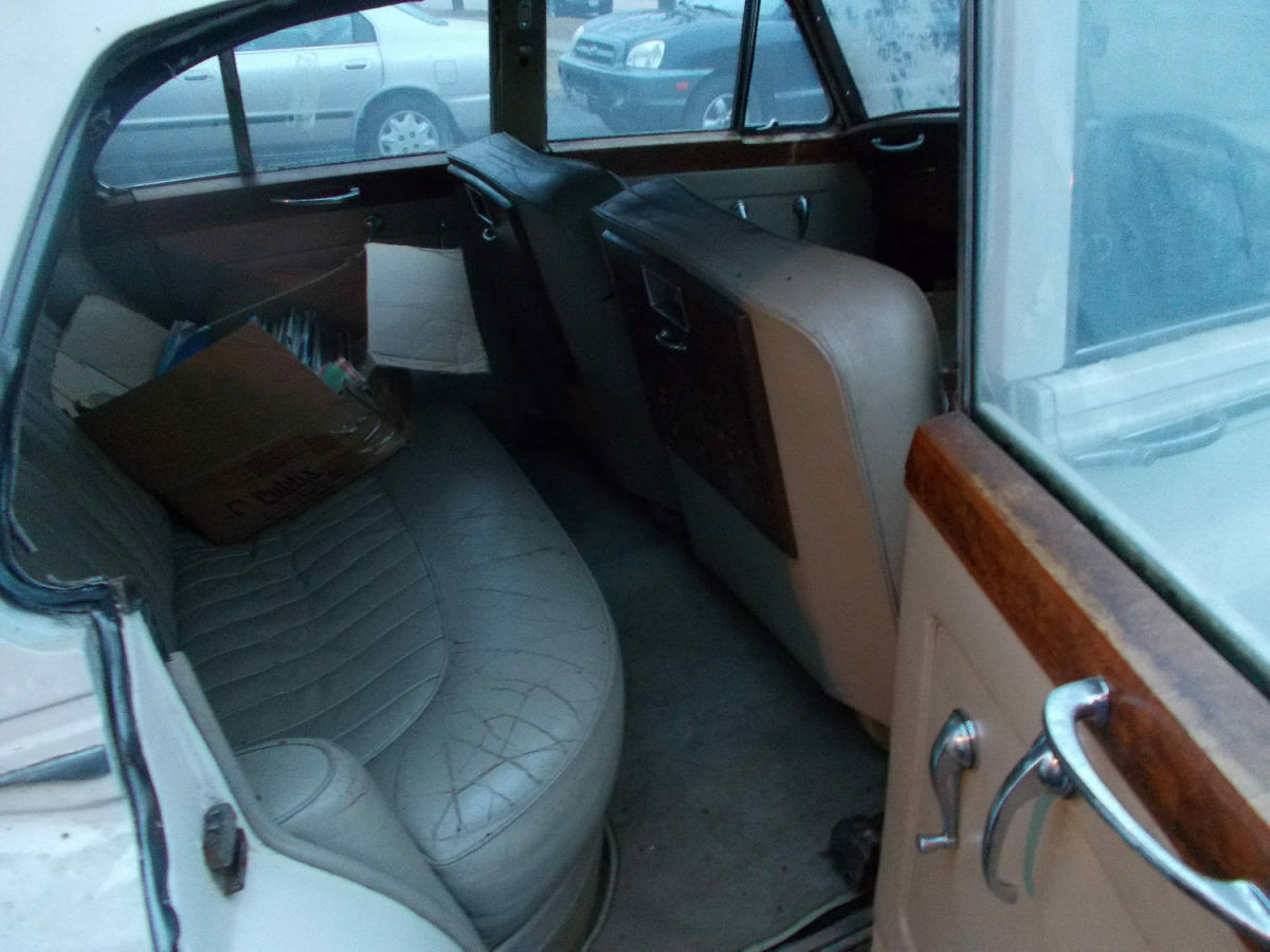 1957 Rolls-Royce Silver Cloud - photo 5