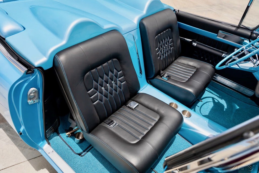 1957 Cadillac Eldorado Biarritz Sport Convertible - photo 12