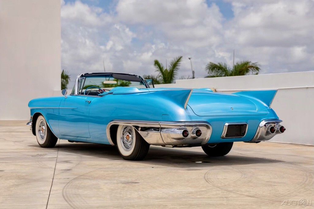 1957 Cadillac Eldorado Biarritz Sport Convertible - photo 3