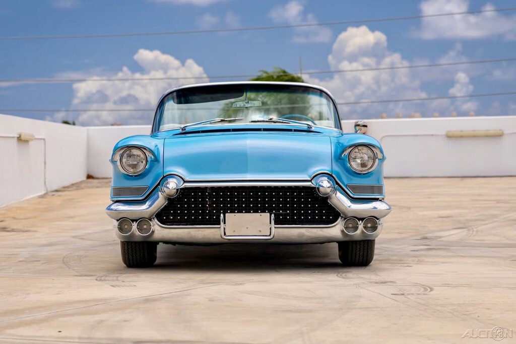 1957 Cadillac Eldorado Biarritz Sport Convertible - photo 8