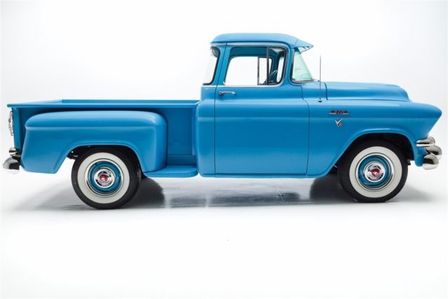 1957 GMC 100 Pickup Big Back Window V8 - photo 7