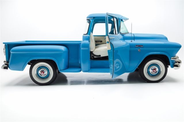 1957 GMC 100 Pickup Big Back Window V8 - photo 8