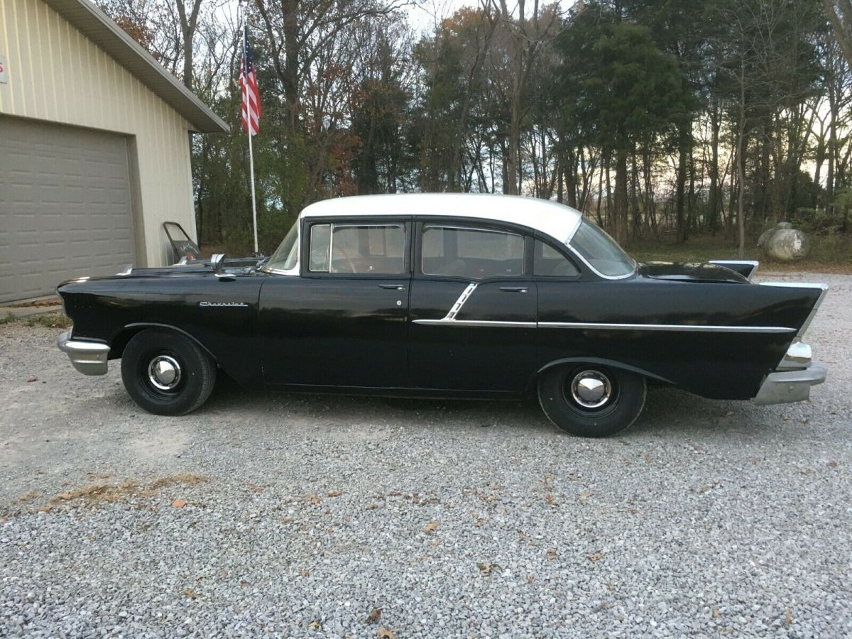 1957 Black and White Chevrolet Taxi 4 door 150 Sedan 1957 Chevrolet Bel Air/150/210