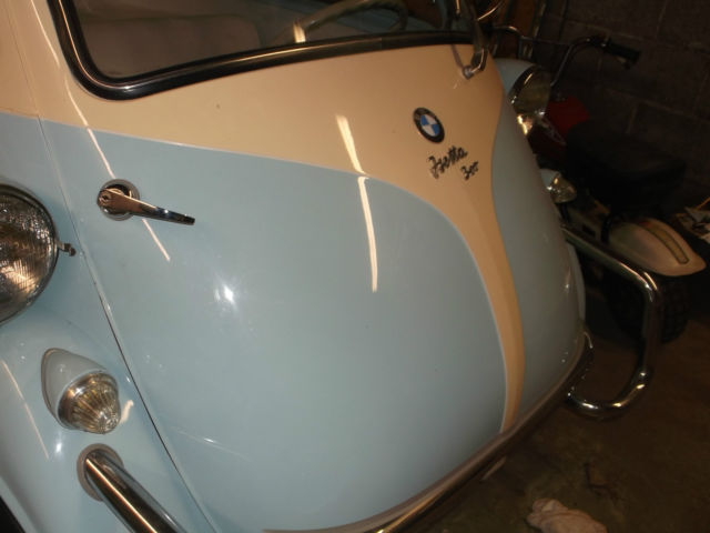 1957 BMW Isetta 300 bubbletop convertible - photo 6