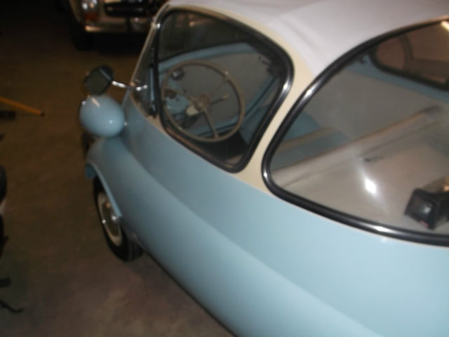 1957 BMW Isetta 300 bubbletop convertible - photo 9