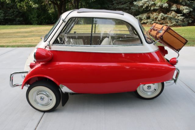 1957 BMW Isetta 300 Deluxe US Export