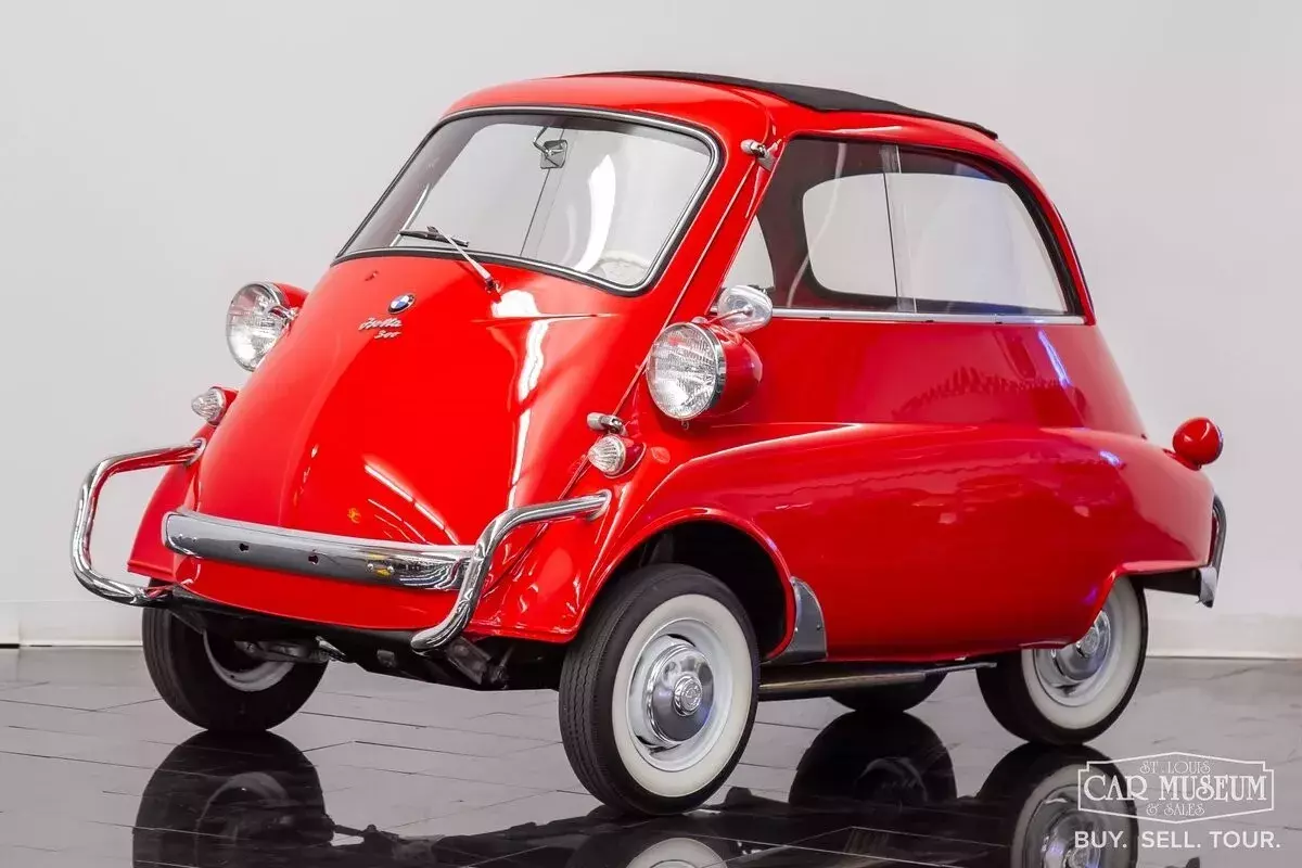 1957 BMW Isetta 300 Microcar 4 Speed 300cc 1-cylinder 1957 BMW Isetta 300 Microcar