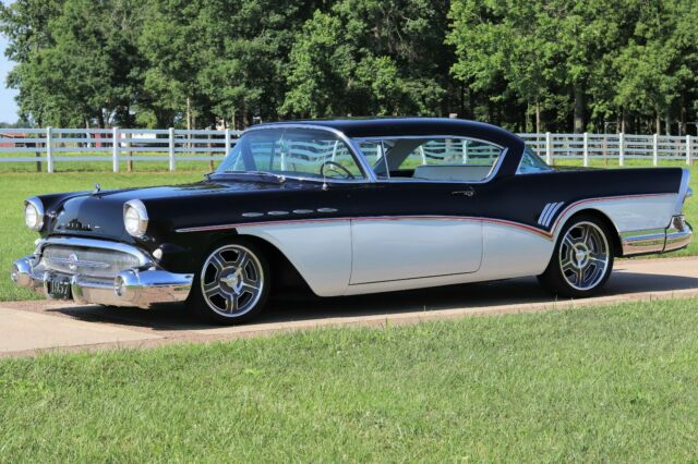 1957 Buick Riviera - photo 6