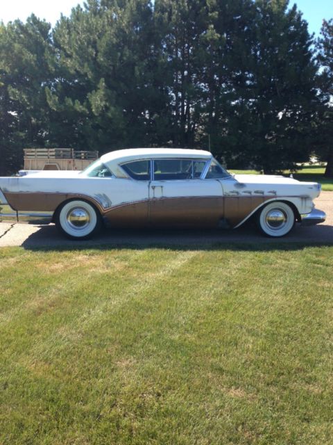 1957 Buick Riviera - photo 2