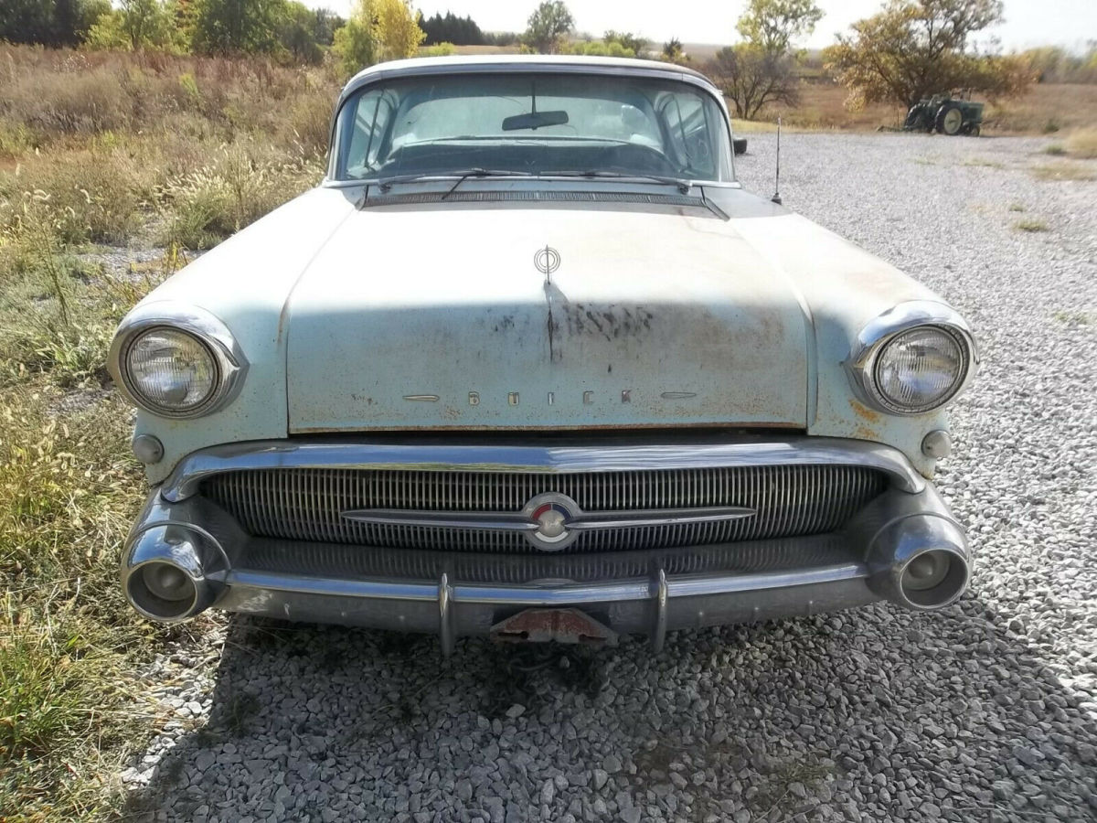 1957 Buick Riviera - photo 3